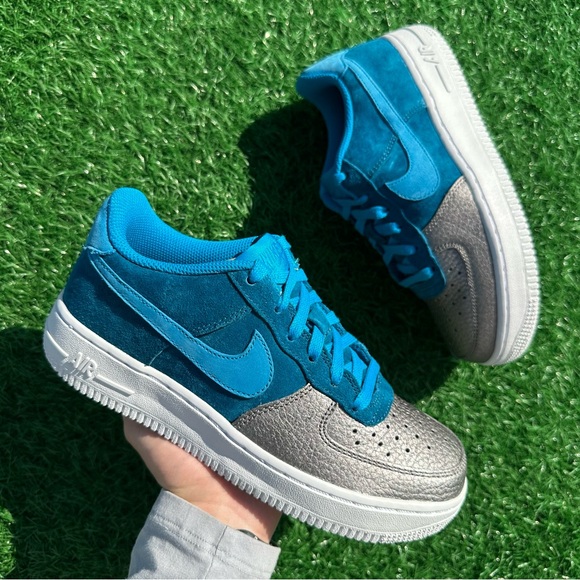 Nike Air Force 1 Qs Green Abyss / Light Blur Lacquer - Picture 2 of 11